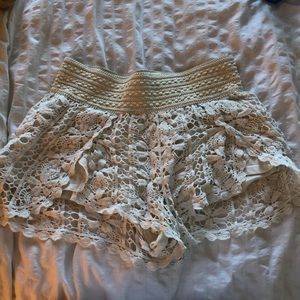 TOPSHOP lace shorts size 4